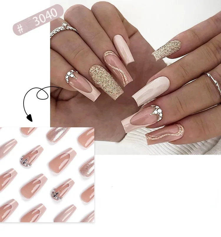 Caliente French Romance Faux Ongles Élégants